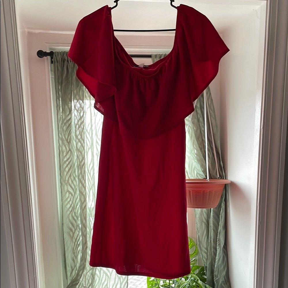 Elegant Red Dress with Ruffle Detail